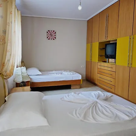 Novi Apartament Apartment Sarandë